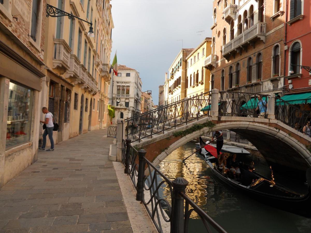 Ca Della Musica Venezia Santa Croce Lejlighed Eksteriør billede
